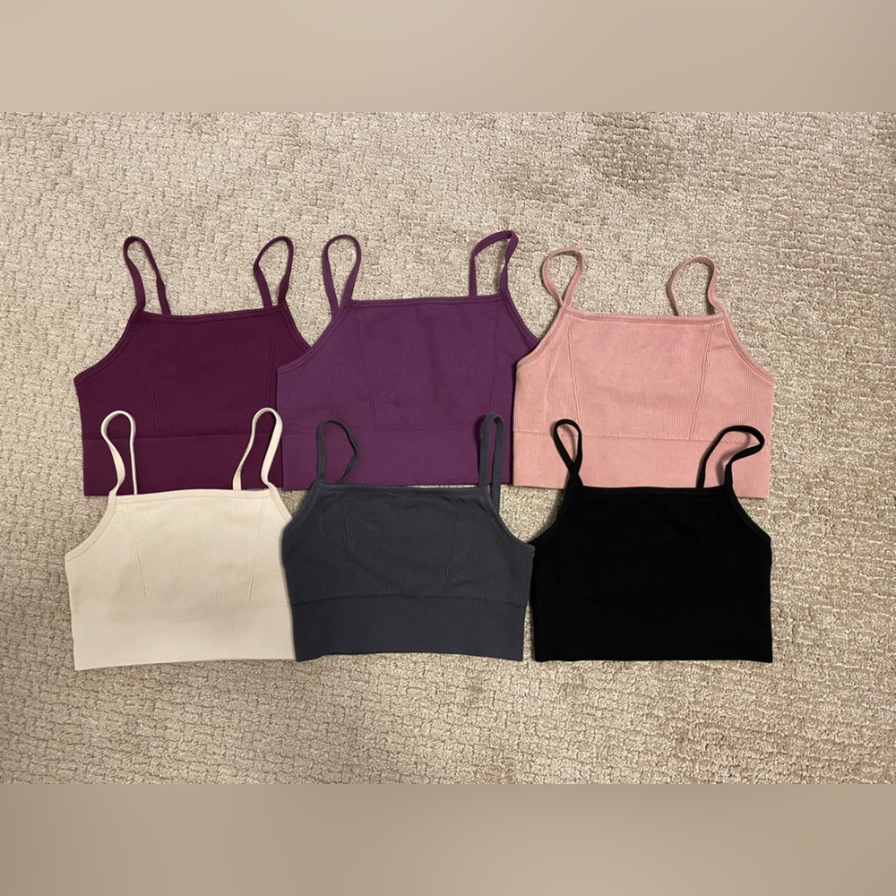 ✨ [Fabletics] ribbed sports bras X 2